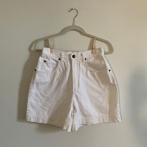 Liz Wear White Denim Shorts